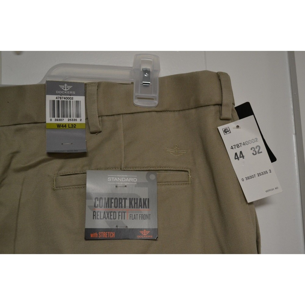 NEW Men Dockers Pants 44x32 Relaxed Fit Cut Khaki Comfort D4 Flat Front